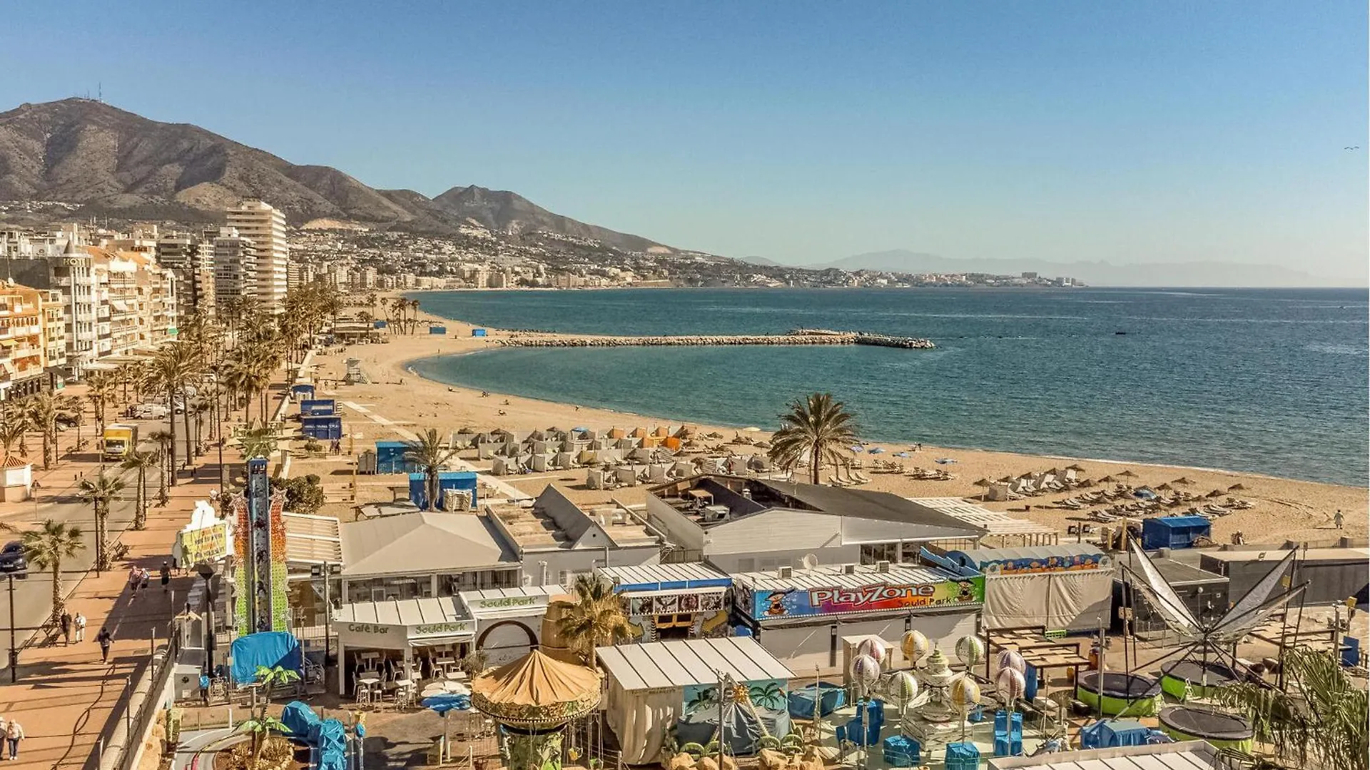 Stunning Apartment In Fuengirola With Kitchen